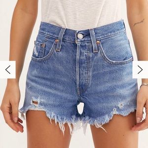 Levi’s 501 High-Rise Denim Shorts (Athens)
